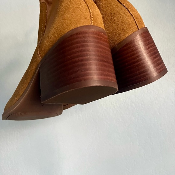 New Chelsea & Violet Suede Ankle Boots - Picture 2 of 5